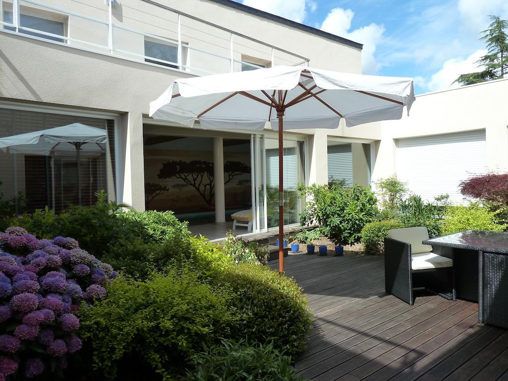 Les Deux Chenes Bed & Breakfast La Chapelle-Sur-Erdre Luaran gambar